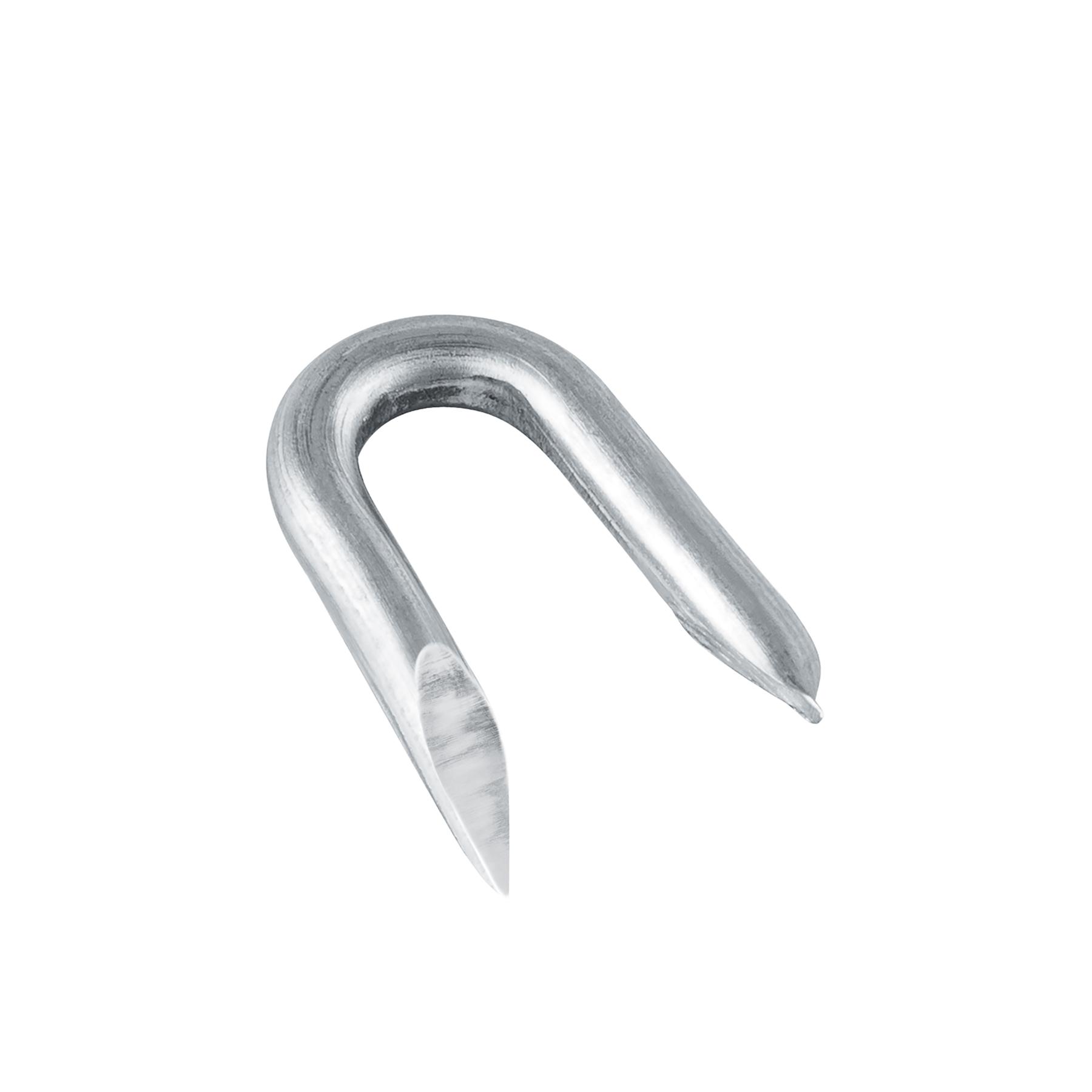 CAJA CON 10 KG DE GRAPAS 1' GALVANIZADAS P/ALAMBRE DE PÚAS